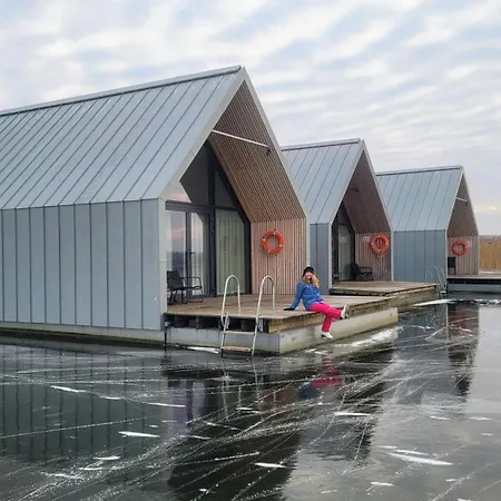 Lodge Na Wodzie Na Mazurach Pisz