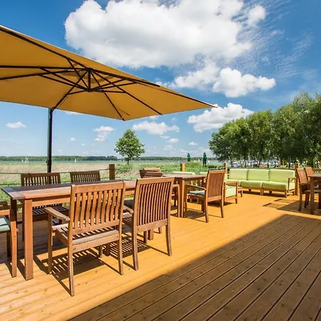 Na Wodzie Na Mazurach Lodge