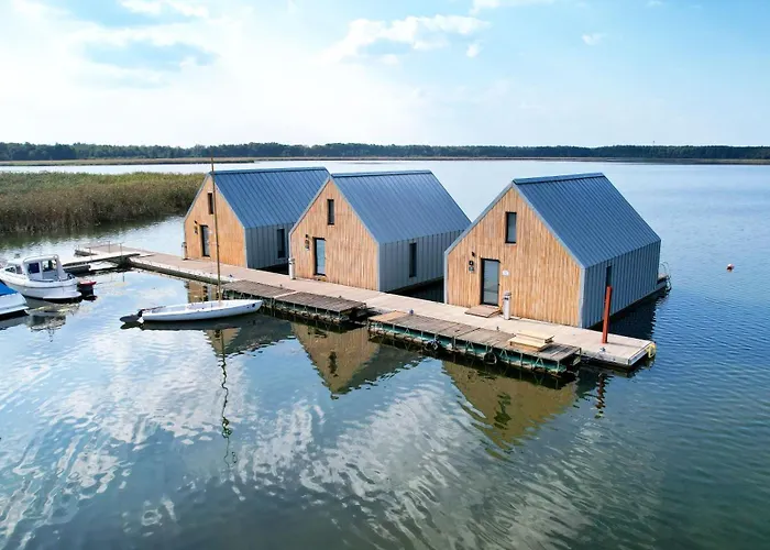 Lodge Na Wodzie Na Mazurach