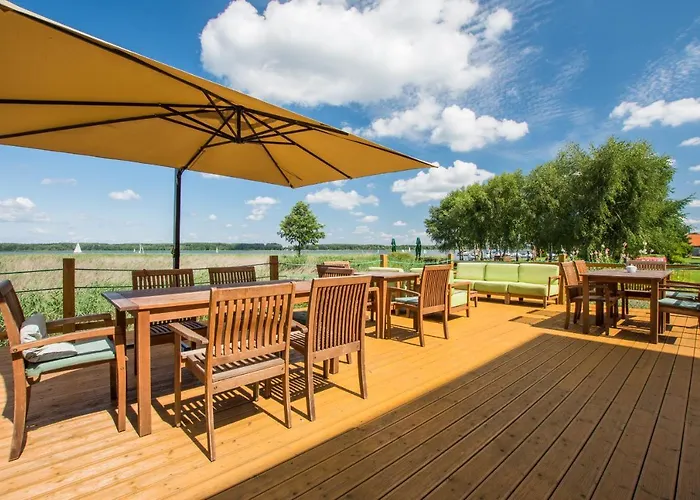 Na Wodzie Na Mazurach Lodge