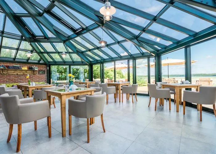 Na Wodzie Na Mazurach Lodge Pisz